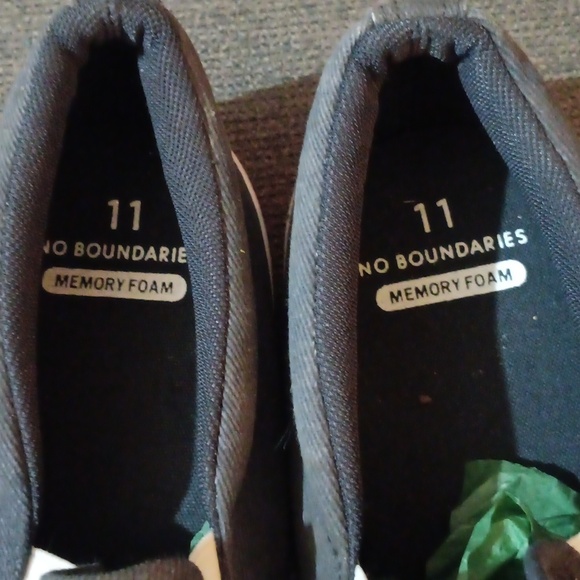 🤠NWOT No Boundaries Memory Foam Slip On Shoes Mens Size 11 - Picture 3 of 6